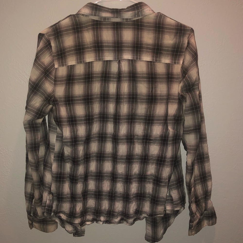 Unique Plaid Button-Up - Picture 4 of 4